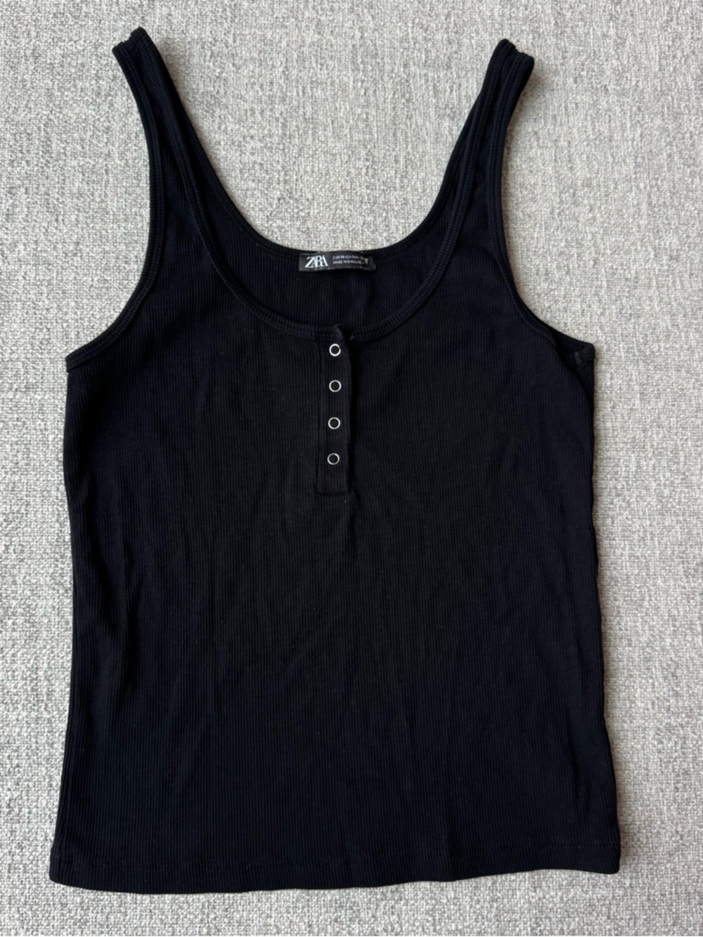 Zara Tank Top Size Medium